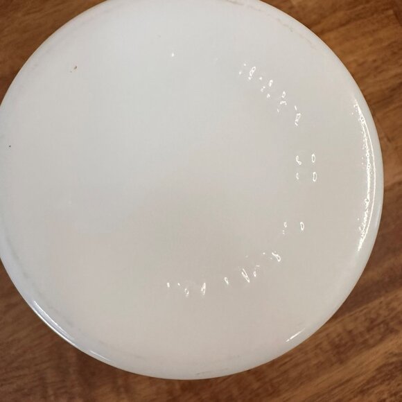 Vintage E.O.โ Brody Milk Glass Vase Textured White Pedestal Planter Wedding - Picture 7 of 7